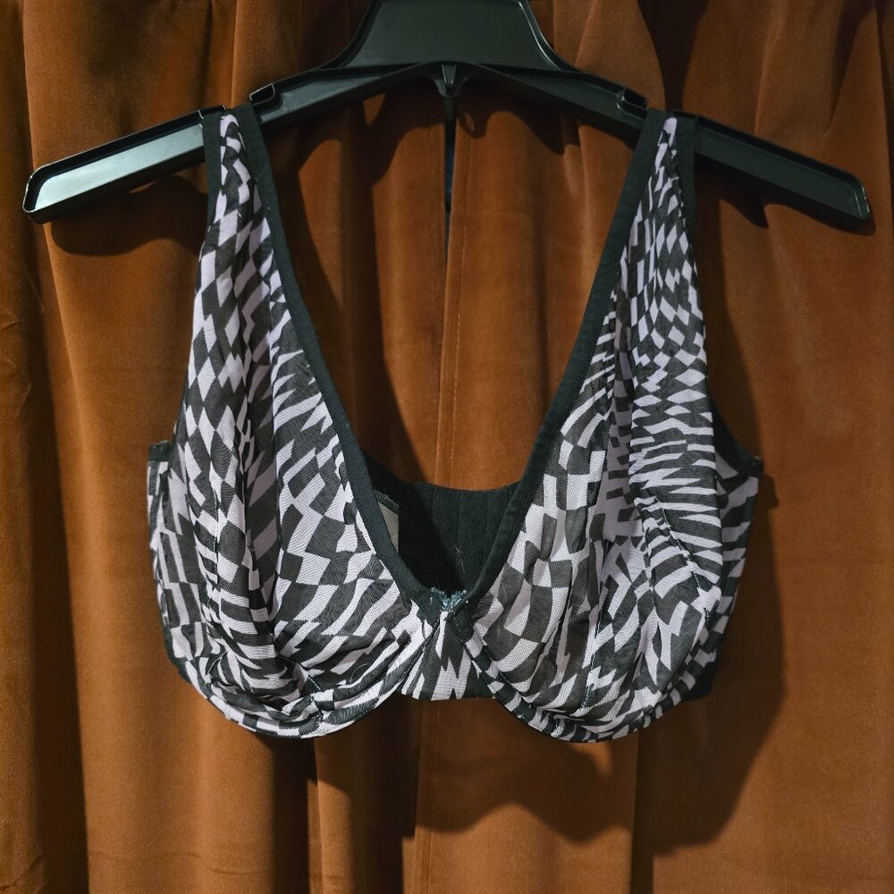 Cacique High Apex Plunge Bra